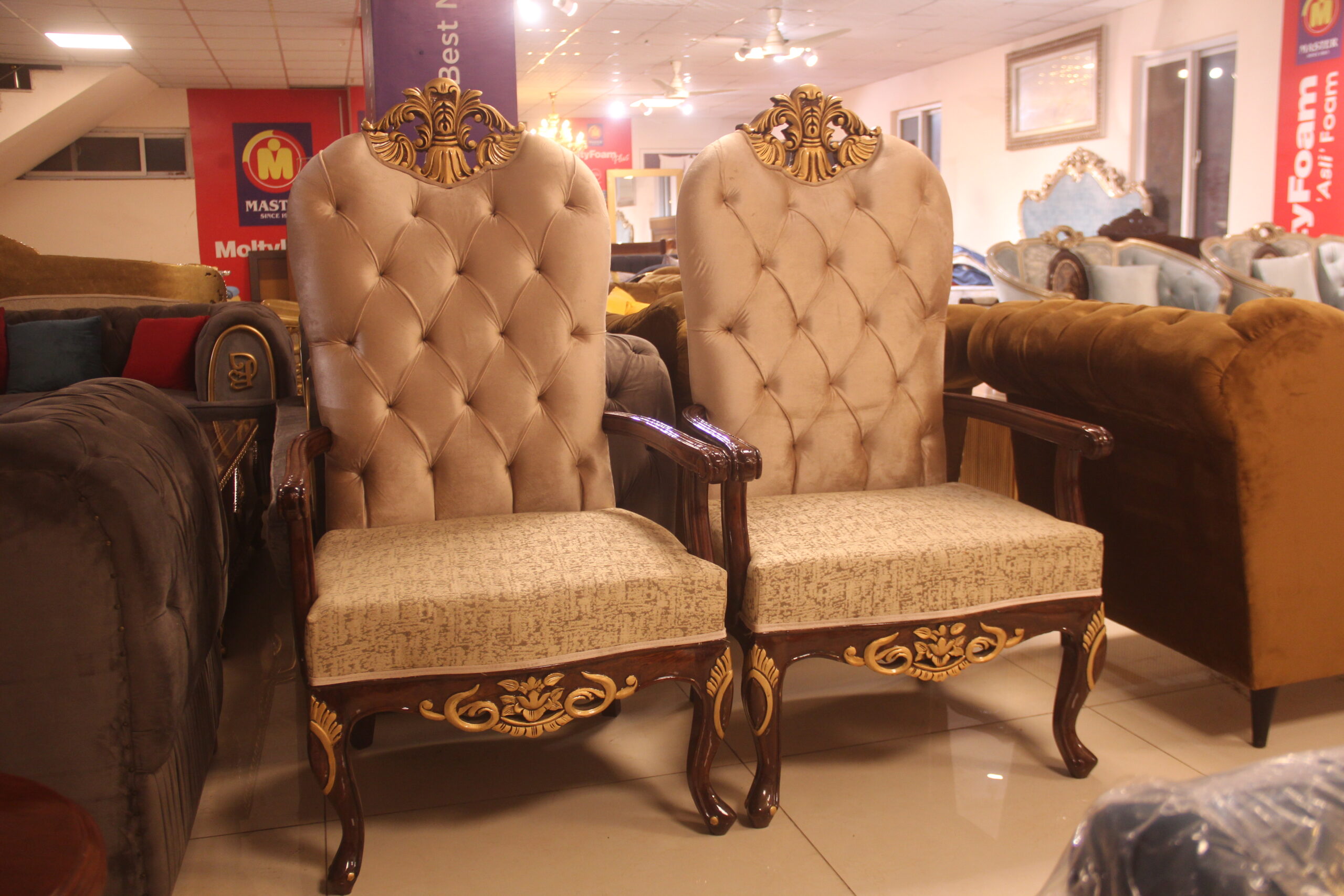 Modern Royal Chair Set - Image 4